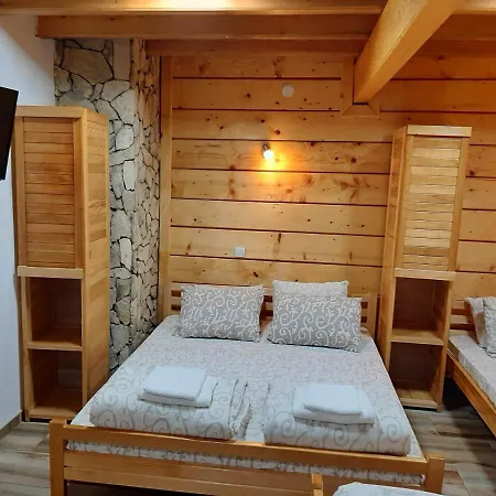 Kula Apartman Crni Vrh